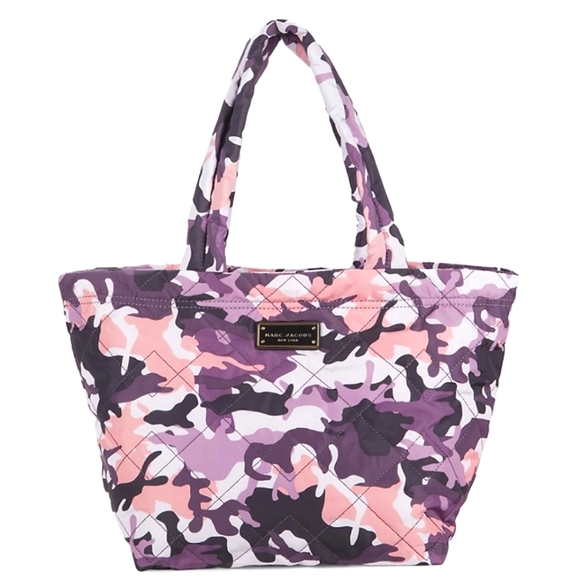 ⚡MARC JACOBS⚡ camo quilted nylon tote - Picture 2 of 10